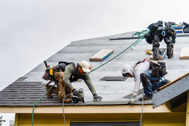 Professional Gutter Installation technician working in Russellville, SC